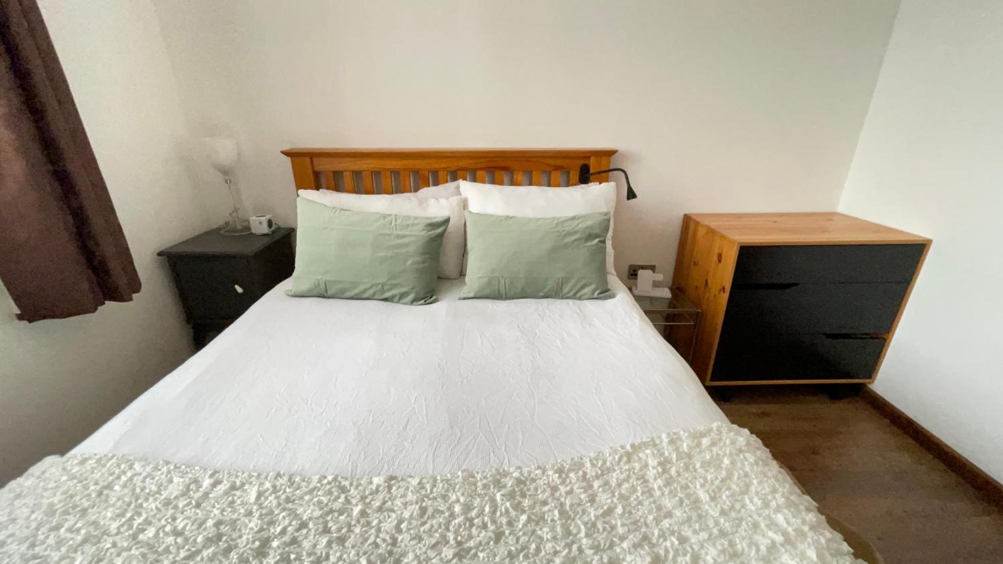 2 Bedrooms 2 Stations London Eksteriør billede